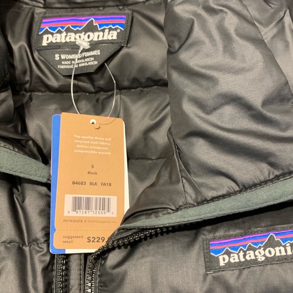 Patagonia Women's Down Sweater Jacket - Picture 7 of 8
